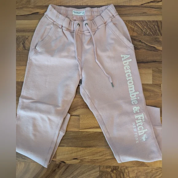 🩷 Abercrombie & Fitch Soft AF Collection Baby Pink Sweatpants Joggers - Picture 3 of 8